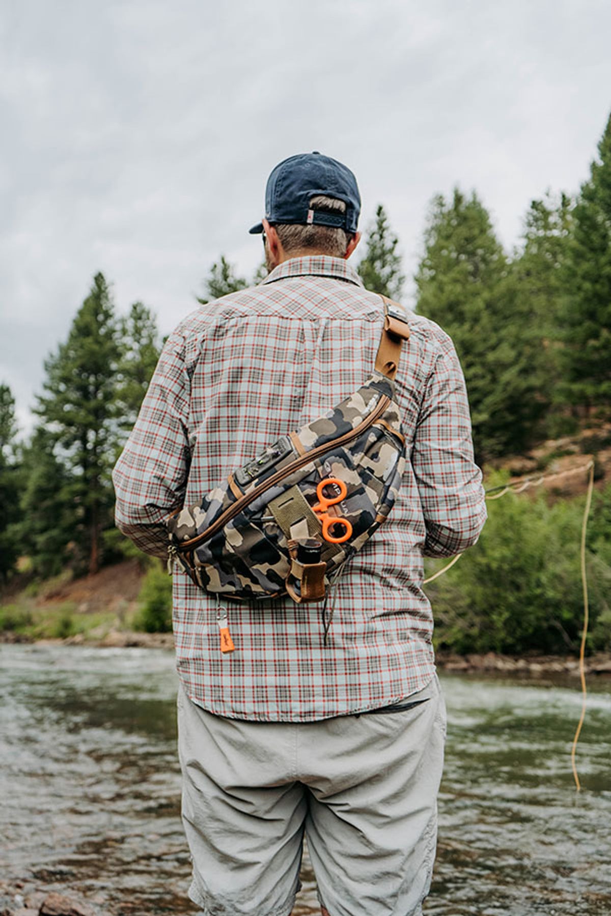 UMPQUA ZS2 BANDOLIER SLING PACK